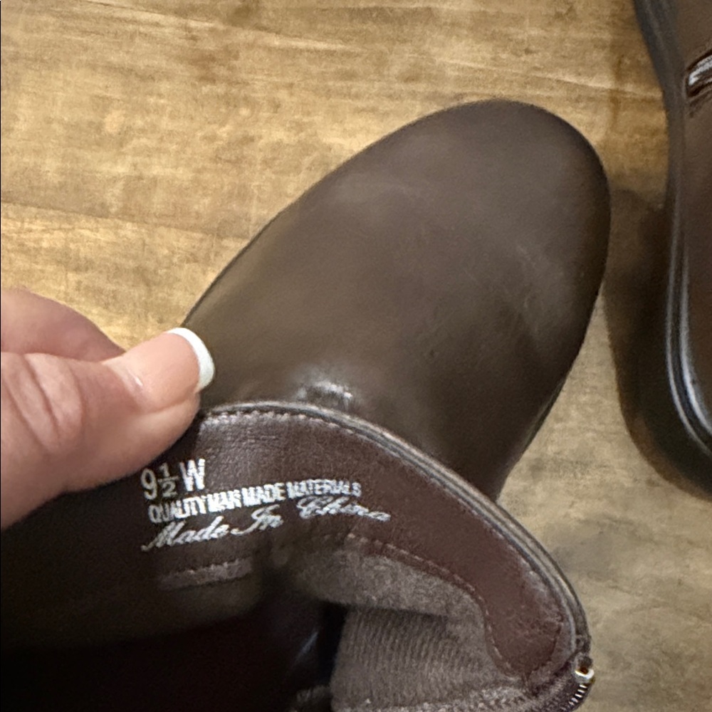 Easy Street Brown Ankle Boots size 9.5 wide new in box - Picture 6 of 8